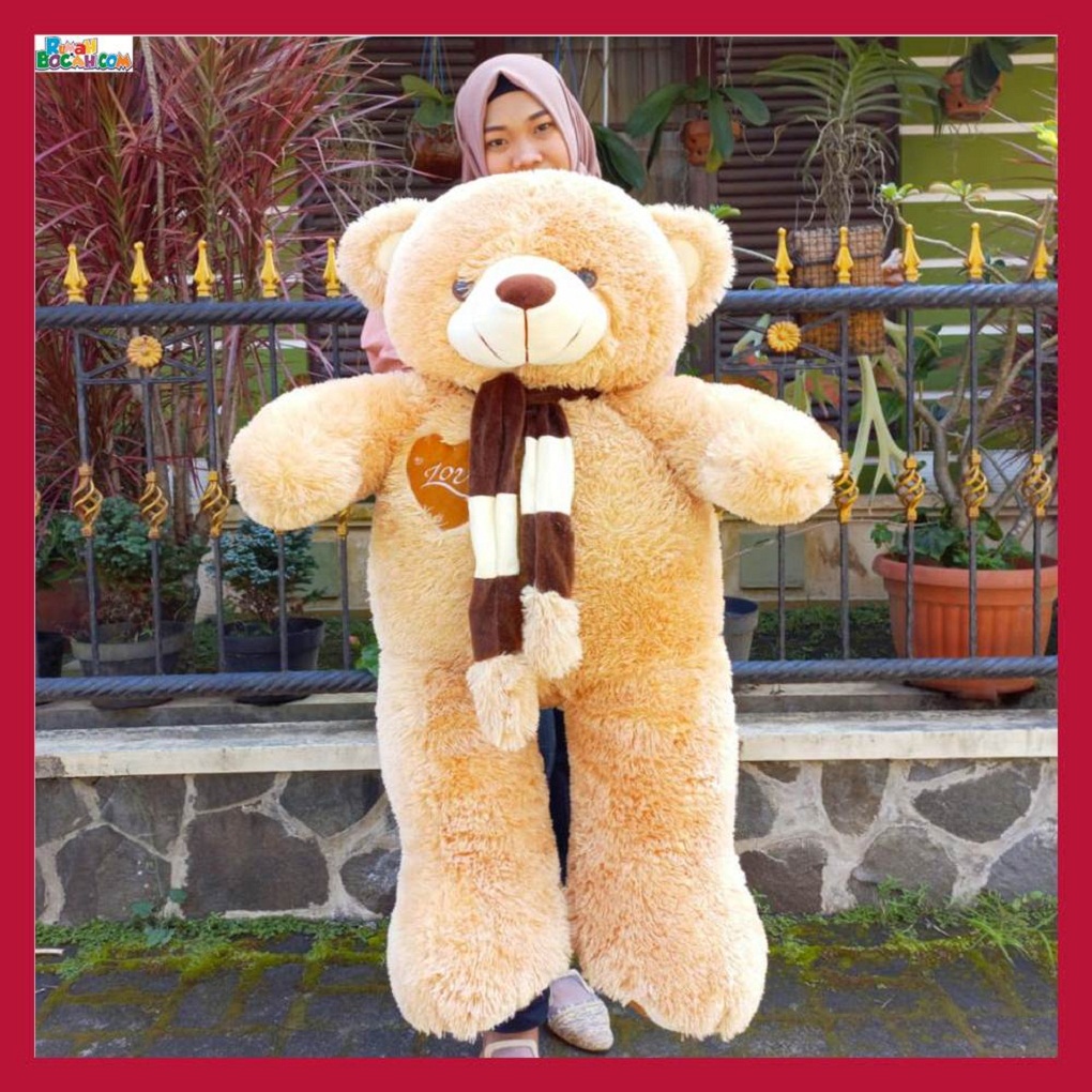 Mainan Kado Ulang Tahun Anak Sahabat Pacar Remaja Perempuan Cewek Boneka Jumbo Besar Teddy Bear Beruang Syal Love Telapak Caramel-min