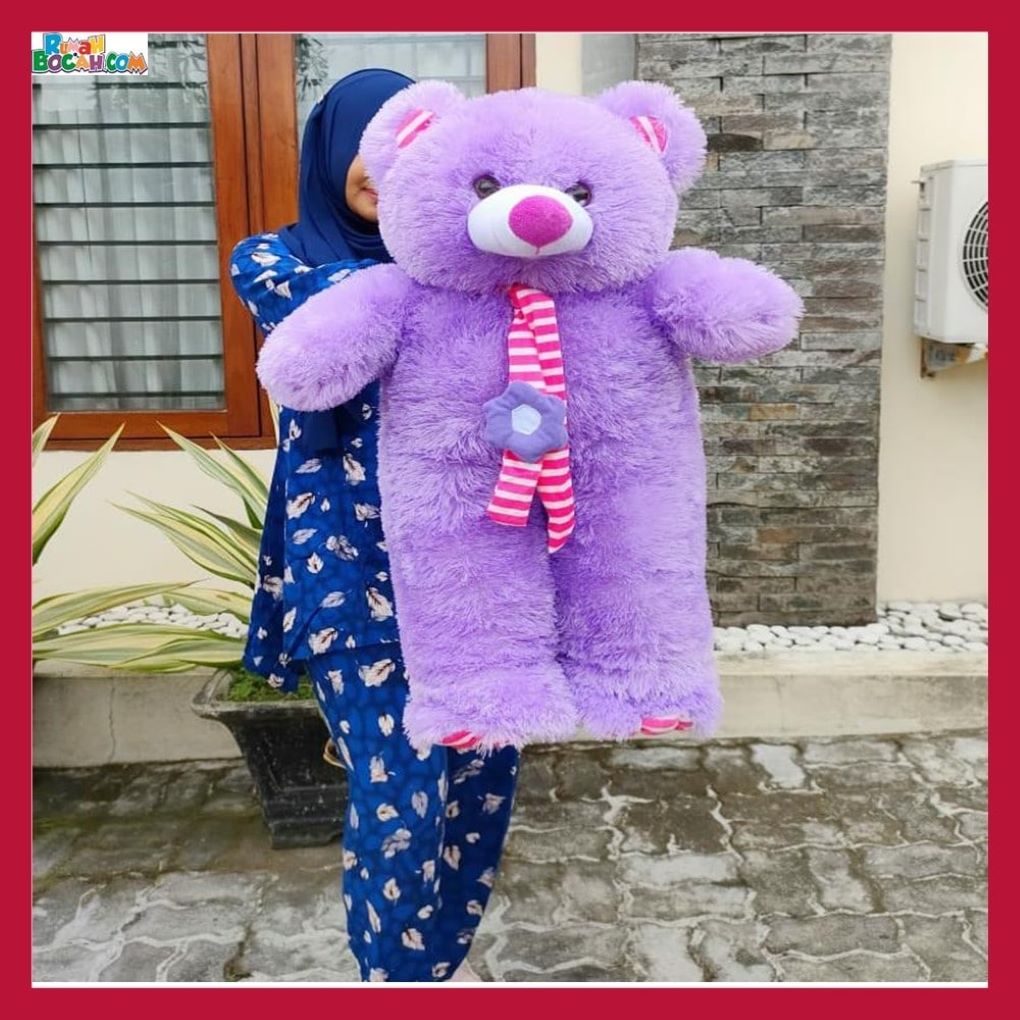 Mainan Kado Ulang Tahun Anniversary Pernikahan Sahabat Pacar Remaja Anak Perempuan Cewek Putri Boneka Jumbo Besar Teddy Bear Beruang Syal Bunga Ungu-min