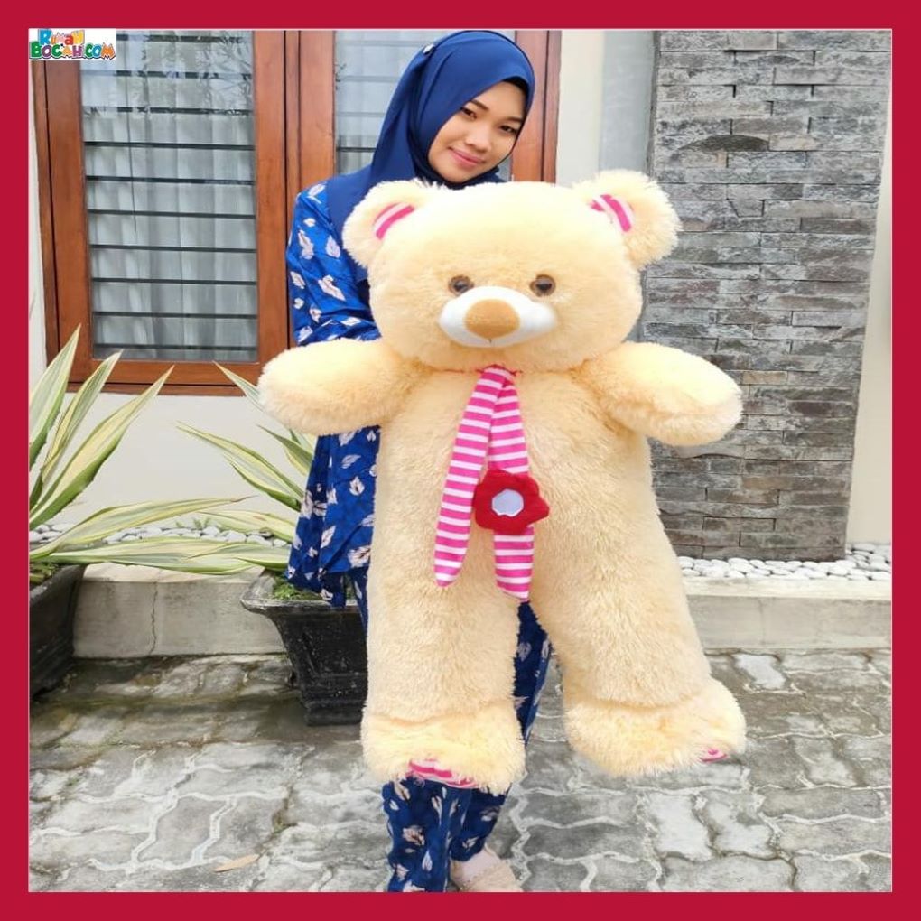 Mainan Kado Ulang Tahun Sahabat Pacar Remaja Anak Perempuan Cewek Putri Boneka Jumbo Besar Teddy Bear Beruang Syal Bunga Cream-min