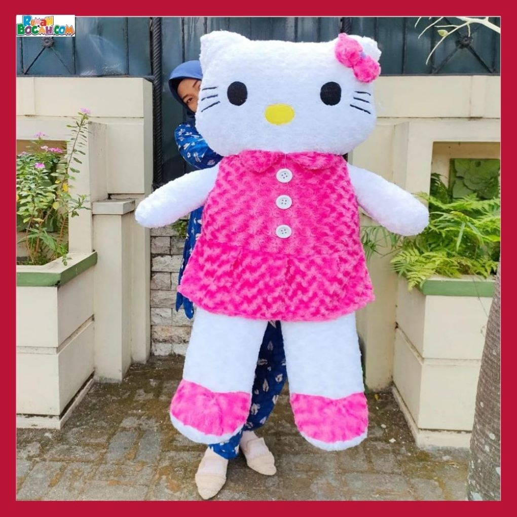 Kado Ulang Tahun Anniversary Pernikahan Sahabat Pacar Remaja Anak Perempuan Cewek Putri Boneka Jumbo Besar Karakter Hello Kitty Rok Fanta 1 Meter Bungkus Kado-min
