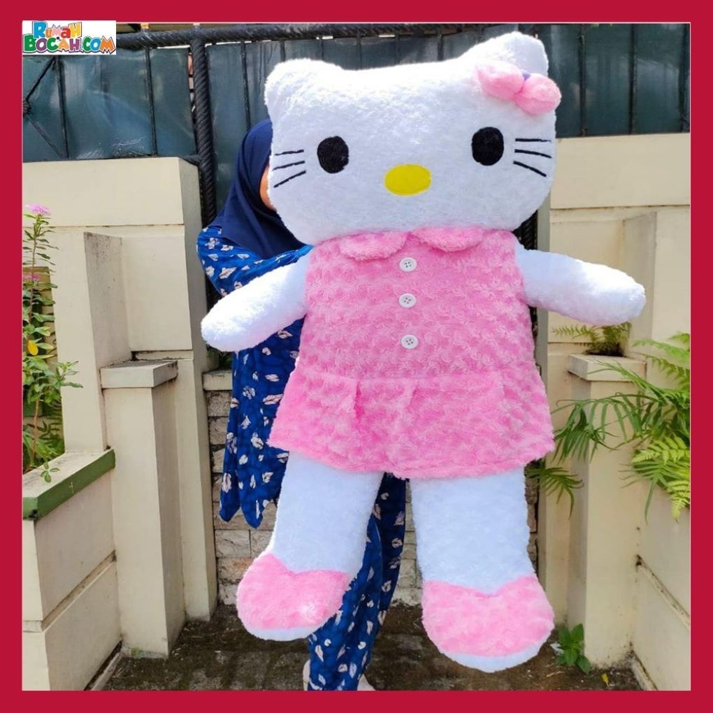 Kado Ulang Tahun Anniversary Pernikahan Sahabat Pacar Remaja Anak Perempuan Cewek Putri Boneka Jumbo Besar Karakter Hello Kitty Rok Pink 1 Meter Bungkus Kado-min